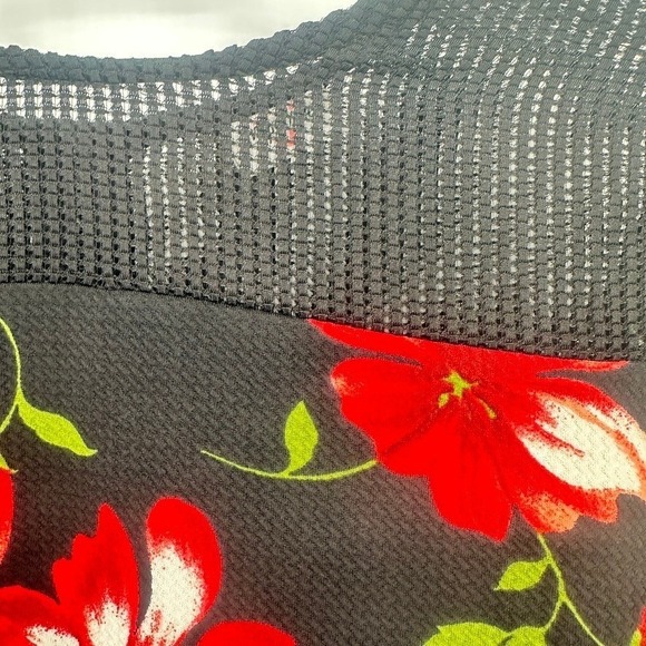 Impulse Black Red Floral Mesh Ruffle Sleeve Cropped Top Medium - Picture 10 of 16